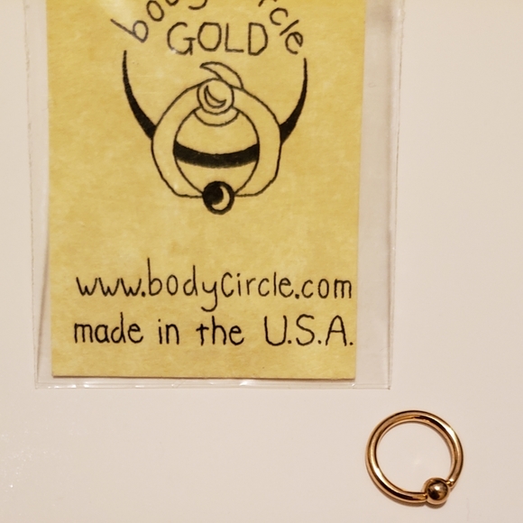 14k gold captive bead ring by Body Circle - Picture 2 of 5